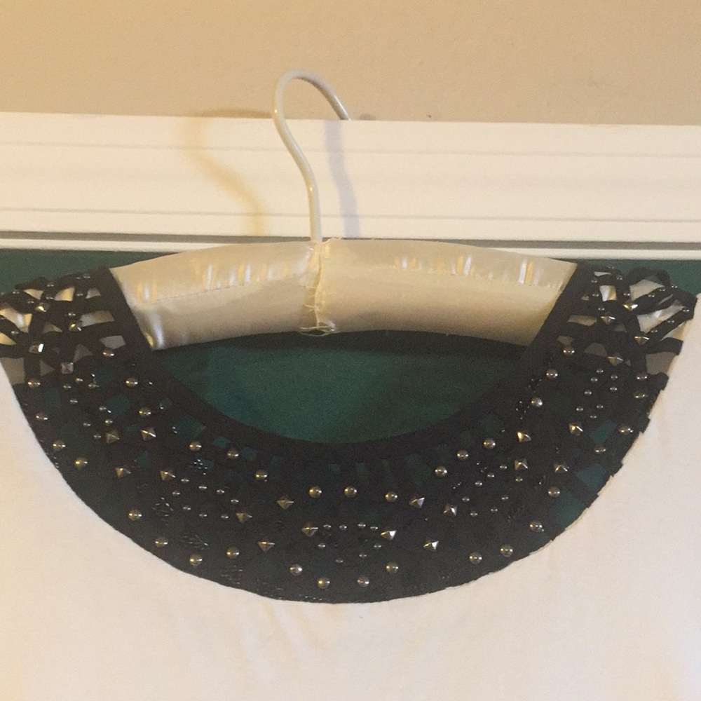 Black Hearts Brigade White Tunic studded, chains - Picture 4 of 5